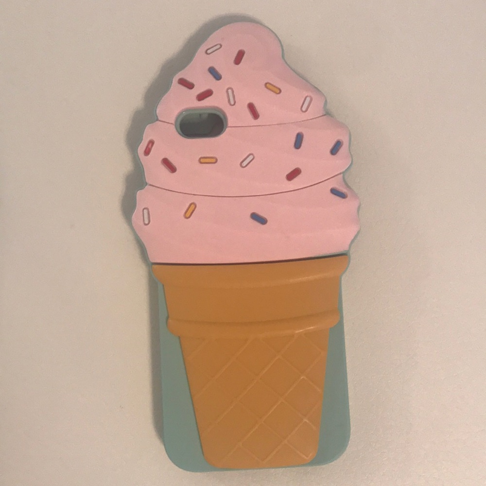 Strawberry ice cream 🍦 Casé